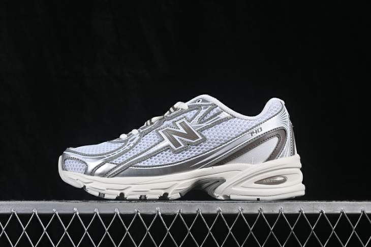 Picture of New Balance 740 _SKUfw24320055385120462fw
